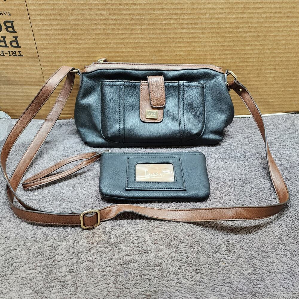 BOC purse with matching pouch black and brown b53